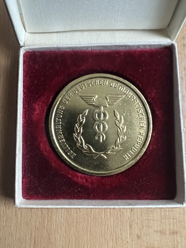 Ddr abzeichen ehrenmedaille - ddr,