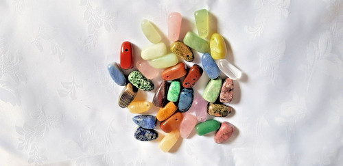 Edelsteine-Halbedelsteine