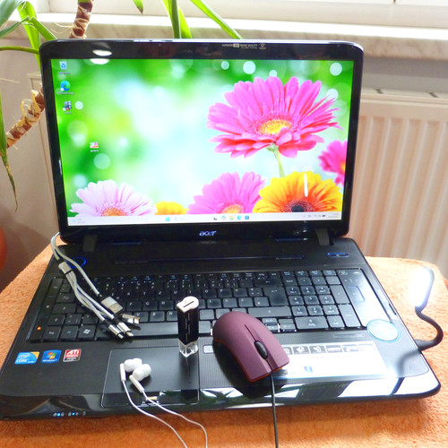Acer 8942 kino monster - 8942,