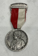 VINTAGE SCHWEIZER METALL MEDAILLE AUSZEICHNUNG 1961 ABZEICHEN PREIS PIN NATIONALKOSTÜM CONCOURS
