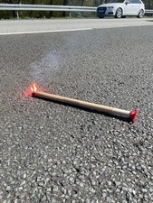 6x Feuerwehr Ausrüstung Signalfackel Warnfackel Polizei Anti-Roll-Fuß