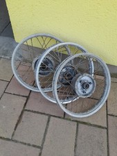 Räder Felgen Schwalbe S50/51 Speichenrad Moped Rad 