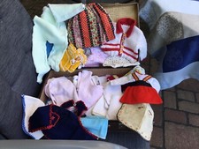 Puppenkleidung , Puppensachen