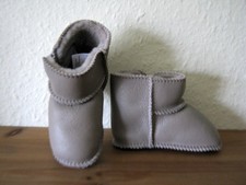 Baby Lammfellschuhe, noch NEU