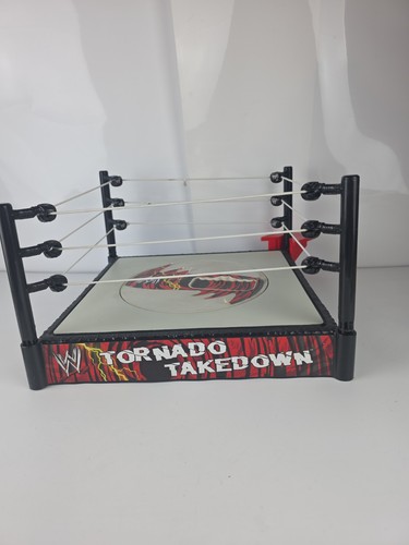 Wwe flexforce tornado takedown - flexforce,