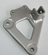 Aufnahme Fußraste vorn links Suzuki GS500E 1989-1994 Halter Fahrer Träger 