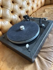 Thorens Plattenspieler TD 146