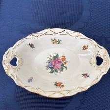 Hübsche Porzellanschale mit