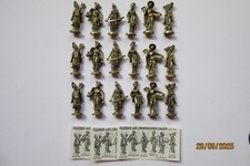 3 Sätze Ü-Ei Metallfiguren Messing Chinesische Saga mit Beipackzetteln