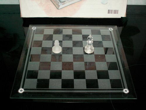 Schachspiel mit figuren aus - mit,