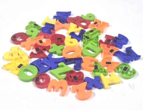 Bunte magnetische buchstaben - bunte,