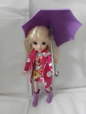 MGA Entertainment 2009 Moxie