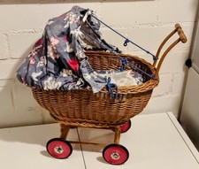 Puppenwagen aus Weide-geflochten-Vintage-sehr guter Zustand-Decke etc neuwertig 