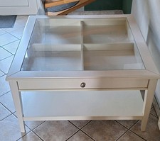 Couchtisch Weiss mit Glaseinsatz