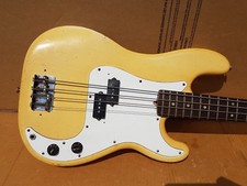 1975 FENDER PRECISION BASS -