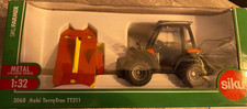 SIKU Farmer 3068 Aebi Traktor