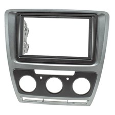 Doppel DIN Radioblende passt zu Skoda Octavia 1Z Facelift man. Klima Version 2