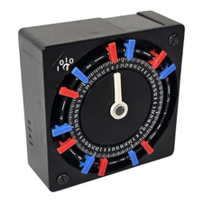 Mechanische Zeitschaltuhr 24h Schaltuhr 220V Heizung  0525 17  Un Ac 220V  0489