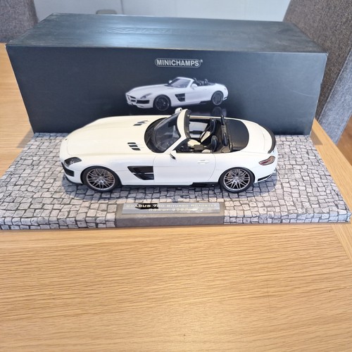Minichamps mercedes benz - 1/18,