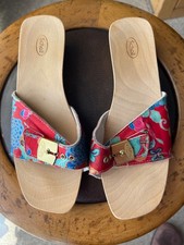Dr. Scholl Holzsandale Pagoda