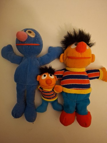 Stofftier ernie und das - x,