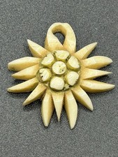 Anhänger Bein Schnitzerei