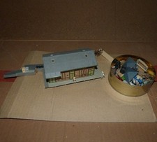 Faller H0 Güterschupppen Umbau mit Zubehör fertig zusammengebaut