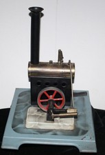 Dampfmaschine Kleine Ks 11 -  KD 4 - Schwungrad c. 6,4 cm  Sockel.21 x 21 cm