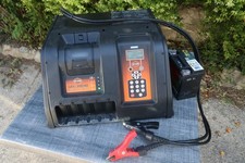 Occ.: Ladegerät Batterie