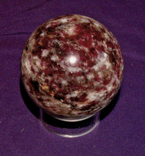 Kugel Lepidolith, poliert, mit