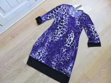 Designer-Kleid v. Tiana B. New