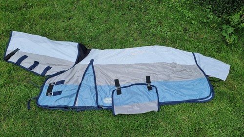 Fliegendecke mit halsteil - fliegendecke,