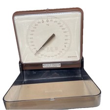 Soehnle Vintage Küchenwaage Wandwaage Braun  0 - 3 Kg guter Zustand  R/R2c