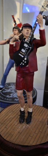Acdc knucklebonz angus young - angus,