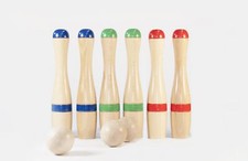 6 Holzkegel 23,5 cm hoch, Kegelspiel mit 6 Kegeln und 3 Kugeln aus Holz, Bowling