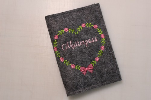 Mutterpasshülle filz bestickt - mutterpasshülle,