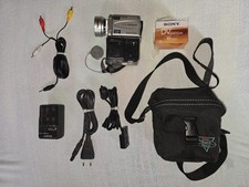 Sony DCR-PC 2 E Mini DV Camcorder