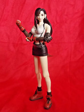 VERPACKTE SQUARE ENIX TIFA