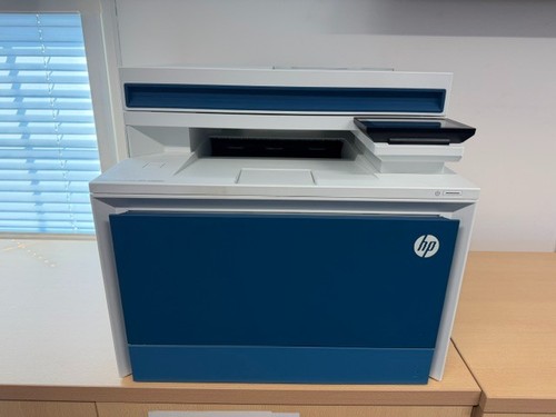 Color laserjet pro 4302dw - hp,