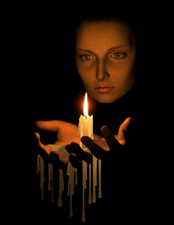 Kartenlegerin mit hoher