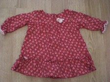 Mädchen rotes geblümtes - mädchen, rotes,