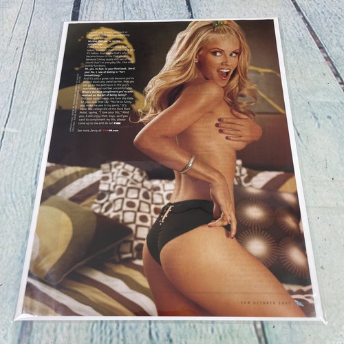 2003 sexy jenny mccarthy legs - sexy,