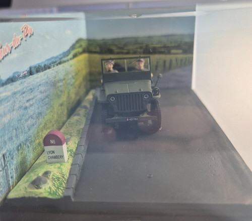 Route bleue jeep - bleue, modell