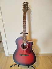 Akustikgitarre GUILD OM240ce mit Tonabnehmer