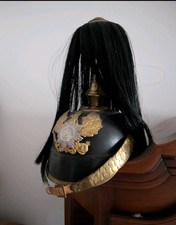 Pickelhaube mit Paradebusch