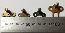 4x Halter für Pendelfeder / Ersatzteile für Uhrwerke / Wanduhr / Kaminuhr