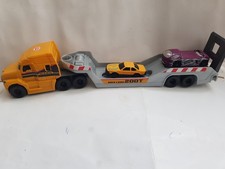 Autotransporter mit 2 kleinen