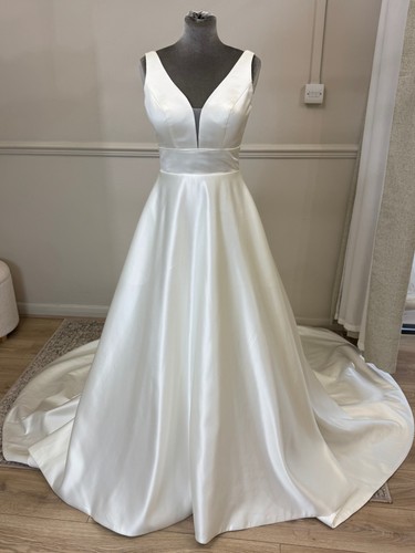 Elegantes schlichtes satin - elegantes,