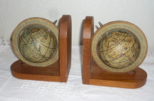 2 Buchstützen Globus Weltkugel Massivholz vintage