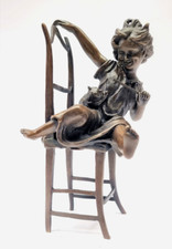 BRONZE FIGUR  MÄDCHEN SPIELT